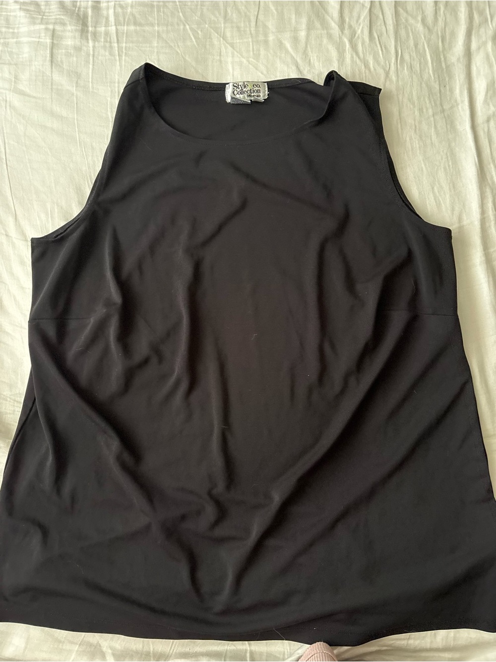 Vintage Style & Co. Black Women’s Sleeveless Tank Top